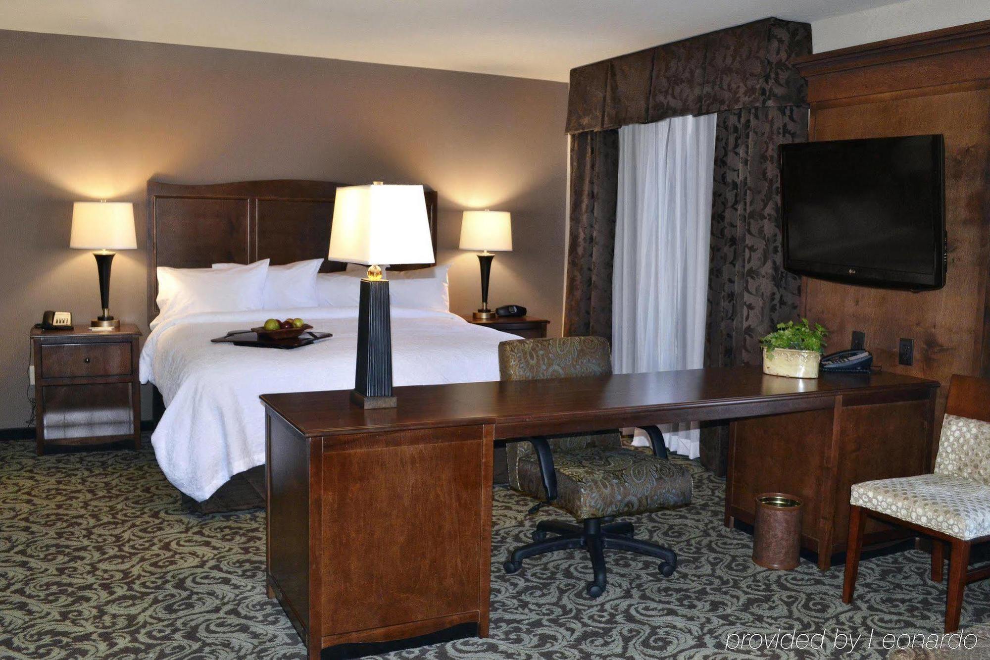 Hampton Inn And Suites New Hartford/Utica מראה חיצוני תמונה