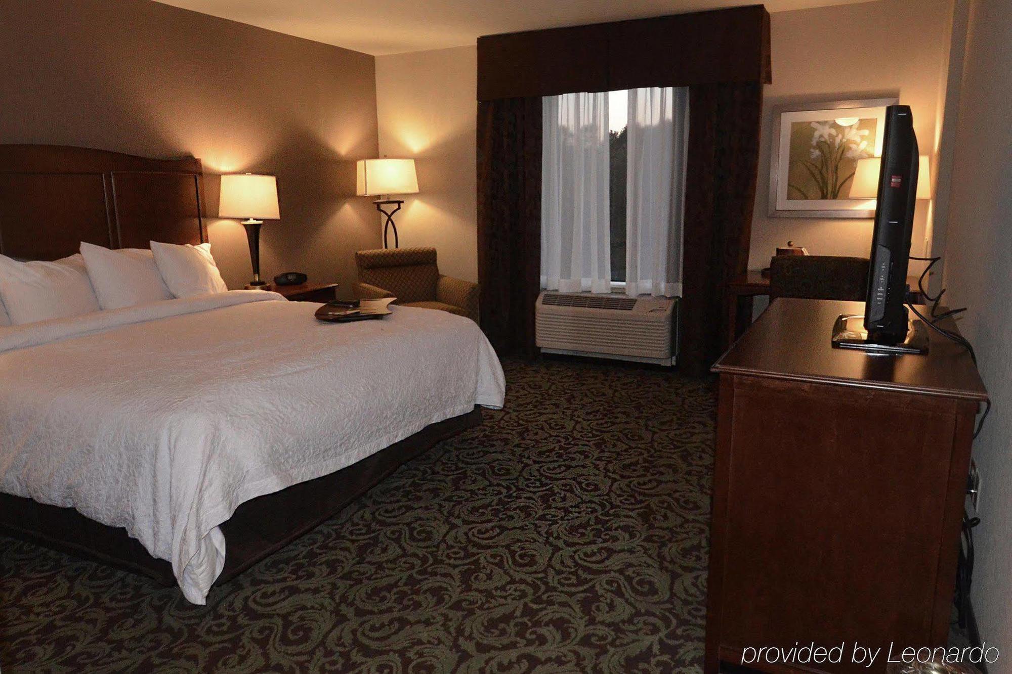 Hampton Inn And Suites New Hartford/Utica מראה חיצוני תמונה