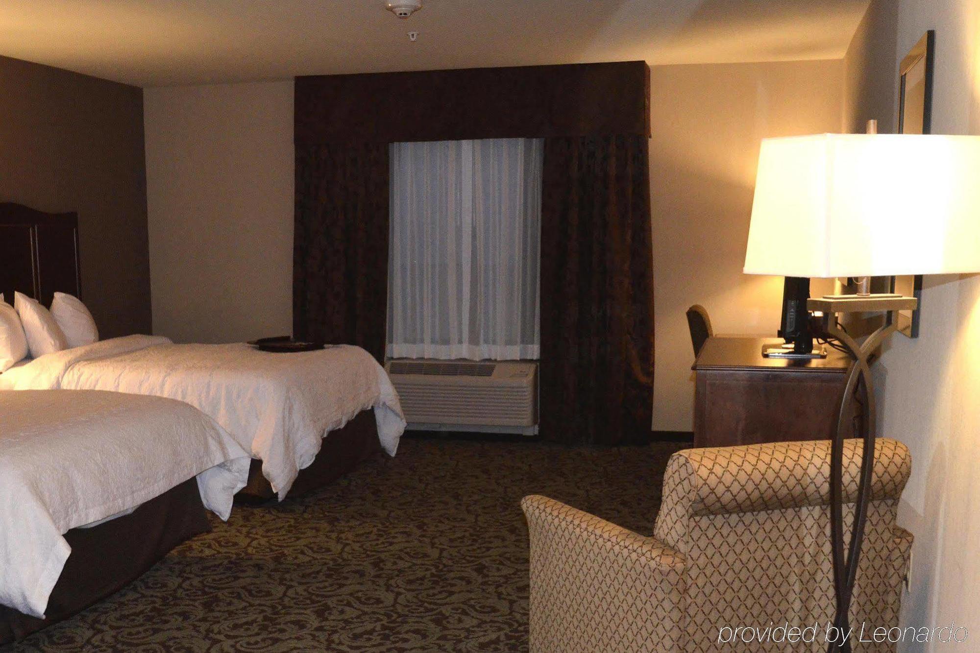 Hampton Inn And Suites New Hartford/Utica מראה חיצוני תמונה